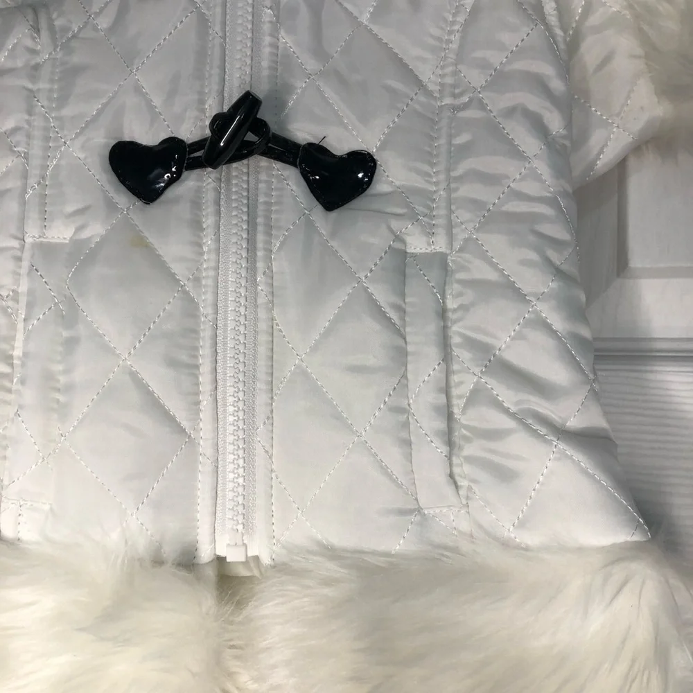 Satin flowers girls faux fur hooded white winter vest patent‎ closure heart sz 5